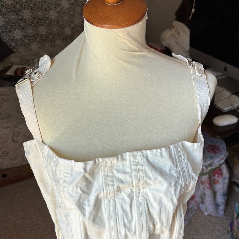 Vintage White/ivory Corset Top - Picture 3 of 11